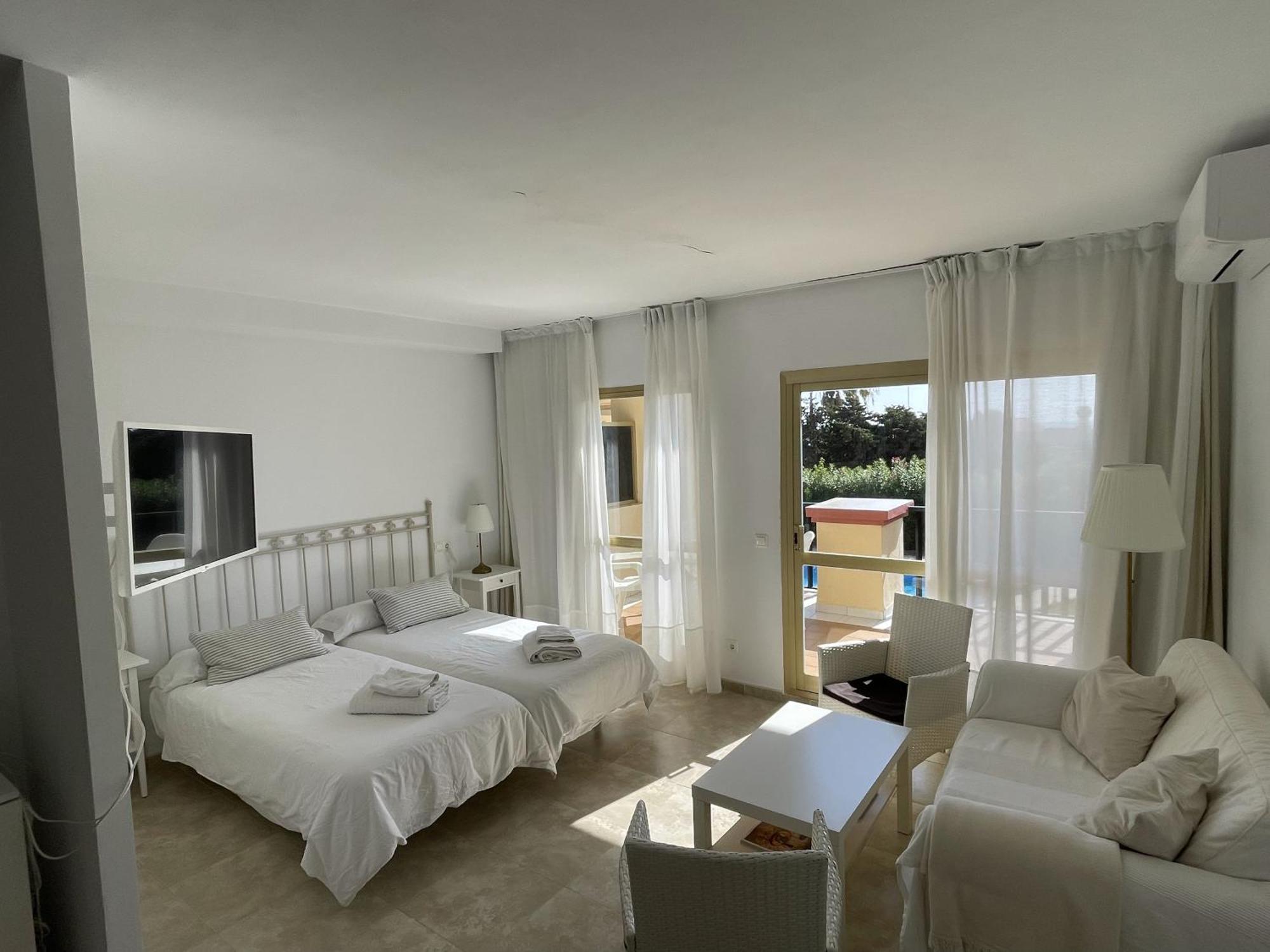 Estudio Primera Linea 50 Mtrs Playa. Fibra 600Mb Marbella Esterno foto